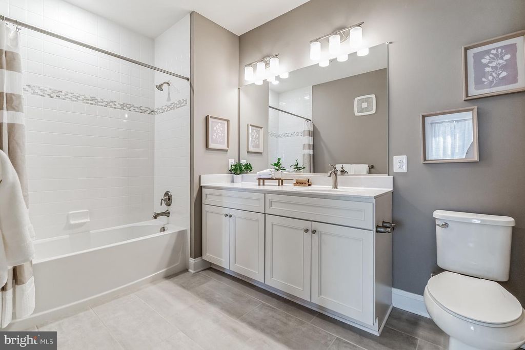 Image 8 of property listing at 404 BOLD RULER CT #204, Havre De Grace, MD 21078