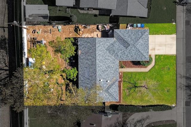 10613 Olson Dr, Rancho Cordova, CA 95670