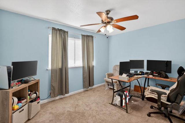 10613 Olson Dr, Rancho Cordova, CA 95670