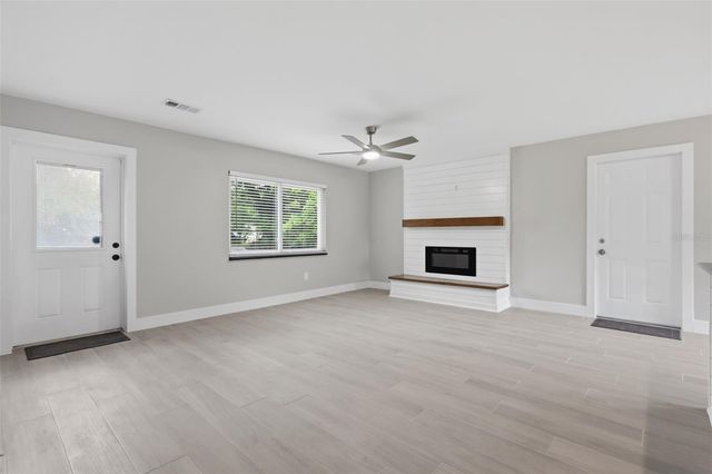550 E MINNESOTA AVENUE, Orange City, FL 32763