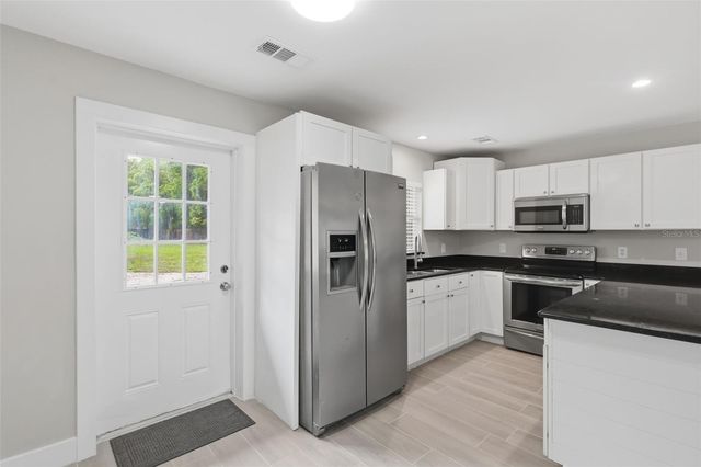 550 E MINNESOTA AVENUE, Orange City, FL 32763