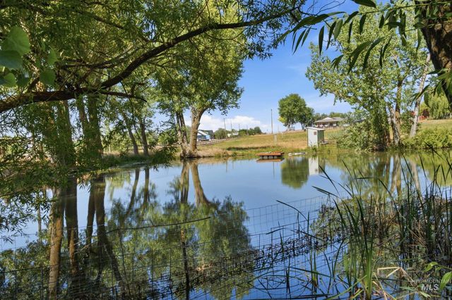 7781 Redmon Rd, Caldwell, ID 83607
