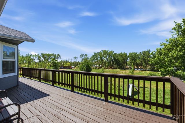 7781 Redmon Rd, Caldwell, ID 83607