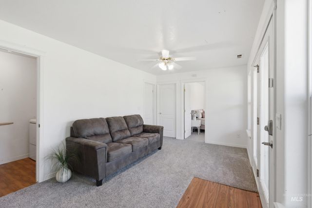 7781 Redmon Rd, Caldwell, ID 83607