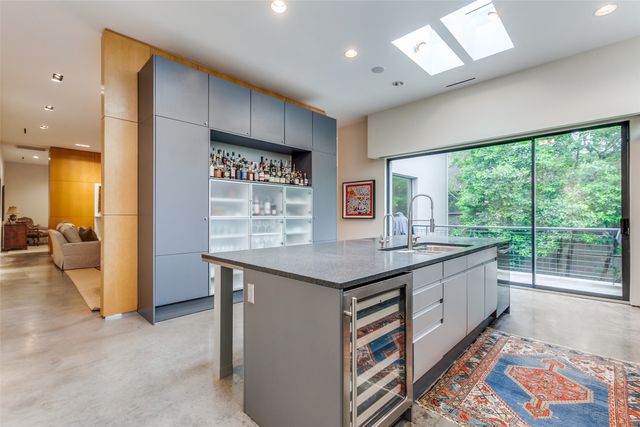 4335 Travis Street, Dallas, TX 75205