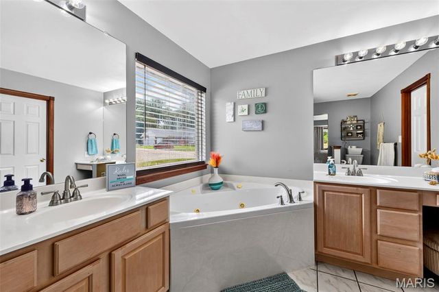 9543 Easy Street, Hillsboro, MO 63050