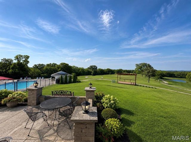 9543 Easy Street, Hillsboro, MO 63050