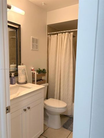 13202 SW 12th Ln, Miami, FL 33184