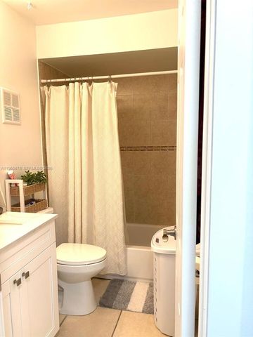 13202 SW 12th Ln, Miami, FL 33184