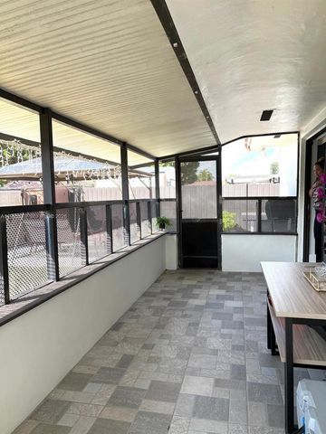 13202 SW 12th Ln, Miami, FL 33184