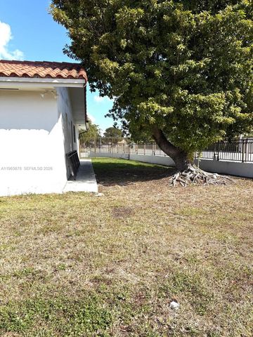 13202 SW 12th Ln, Miami, FL 33184