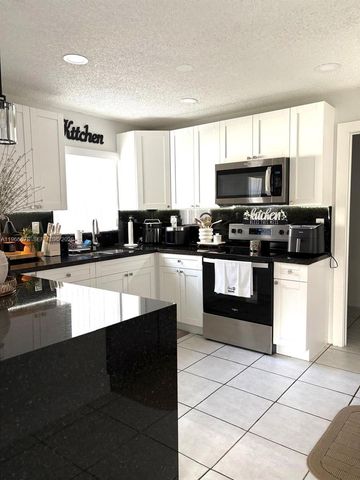 13202 SW 12th Ln, Miami, FL 33184