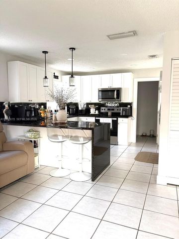 13202 SW 12th Ln, Miami, FL 33184