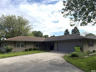 417 W MONROE Street, Metamora, IL 61548