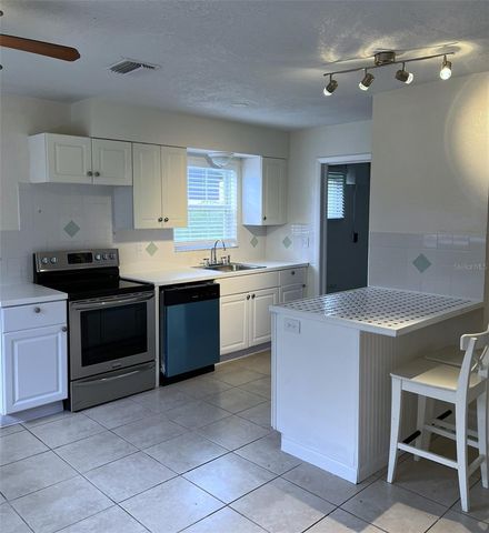 5682 63RD LANE N, St Petersburg, FL 33709