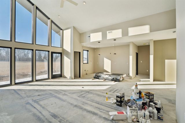 3912 Keagles Crossing, Cedar Falls, IA 50613