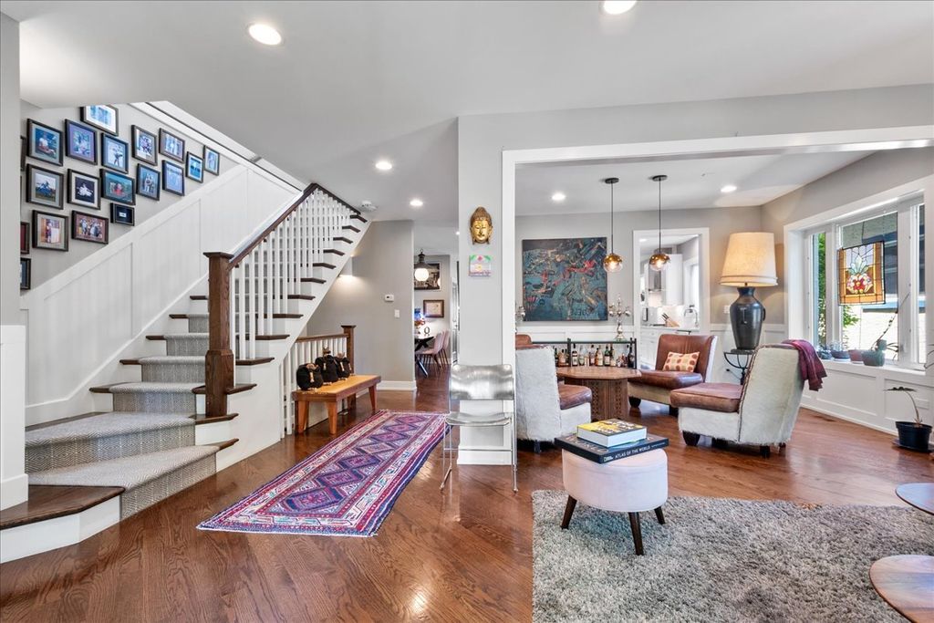 1130 Dewey Avenue, Evanston, IL 60202 — photo 2