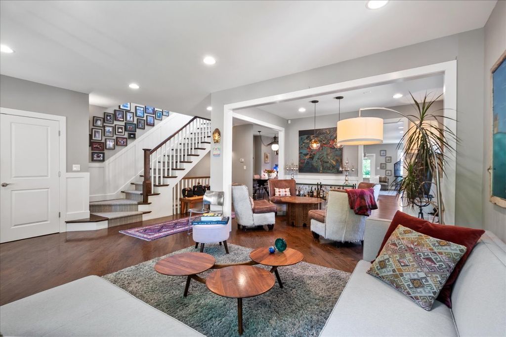 1130 Dewey Avenue, Evanston, IL 60202 — photo 4
