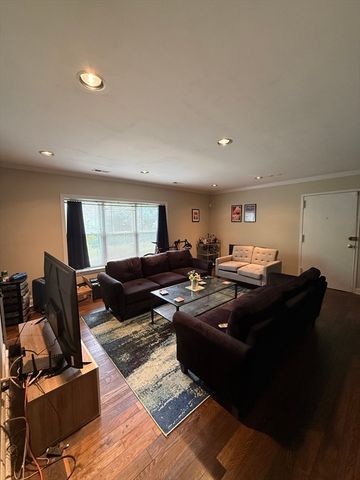 148 Newton St 2, Boston, MA 02135
