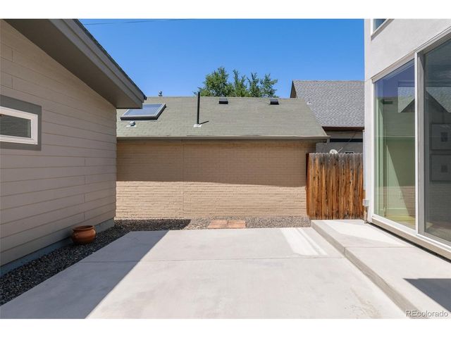 845 S Logan St, Denver, CO 80209