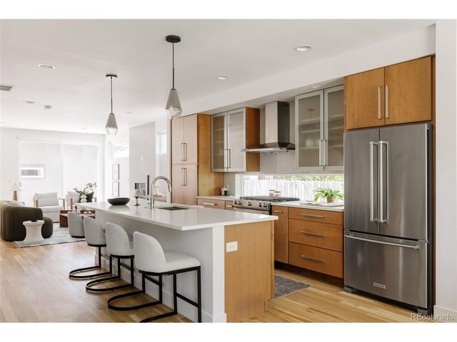 845 S Logan St, Denver, CO 80209