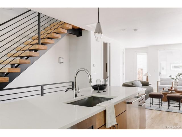 845 S Logan St, Denver, CO 80209