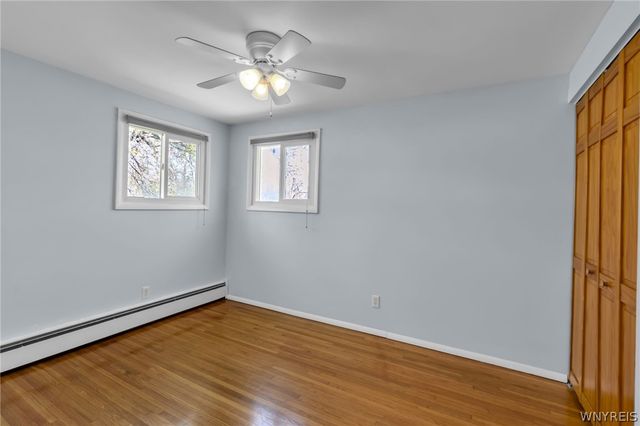 5065 Salt Rd, Clarence, NY 14031