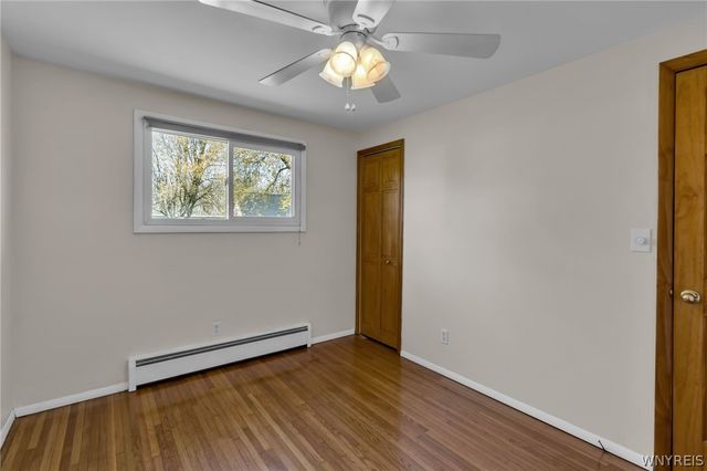 5065 Salt Rd, Clarence, NY 14031