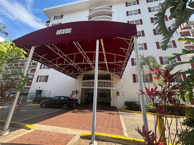 3660 NE 166th St 215, North Miami Beach, FL 33160