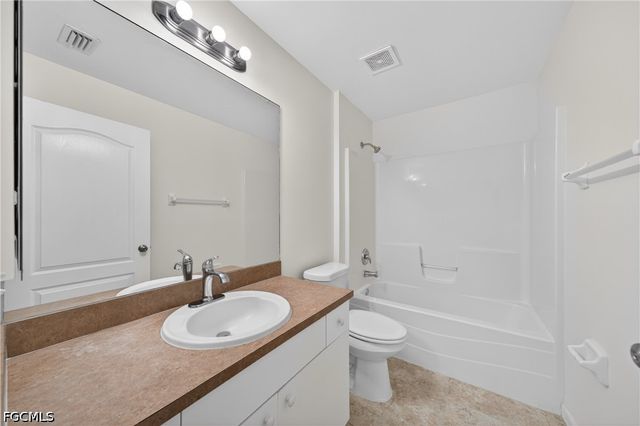 510 Beach AVE S, Lehigh Acres, FL 33974