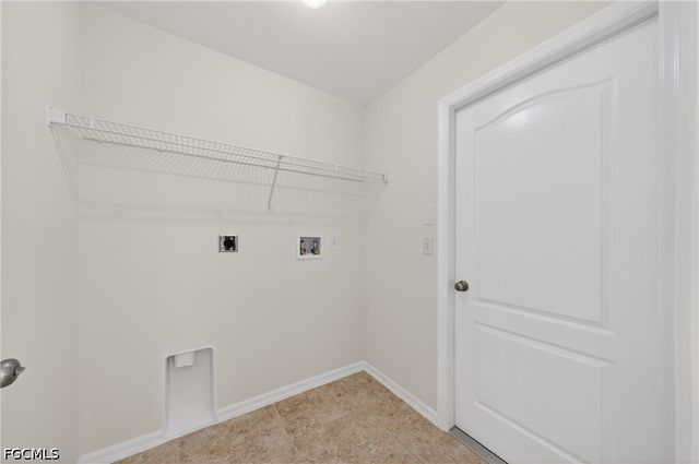 510 Beach AVE S, Lehigh Acres, FL 33974