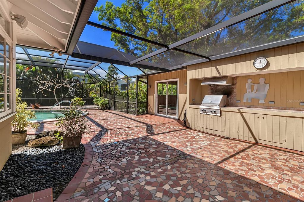 Image 51 of property listing at 1714 SOUTH DRIVE, Sarasota, FL 34239