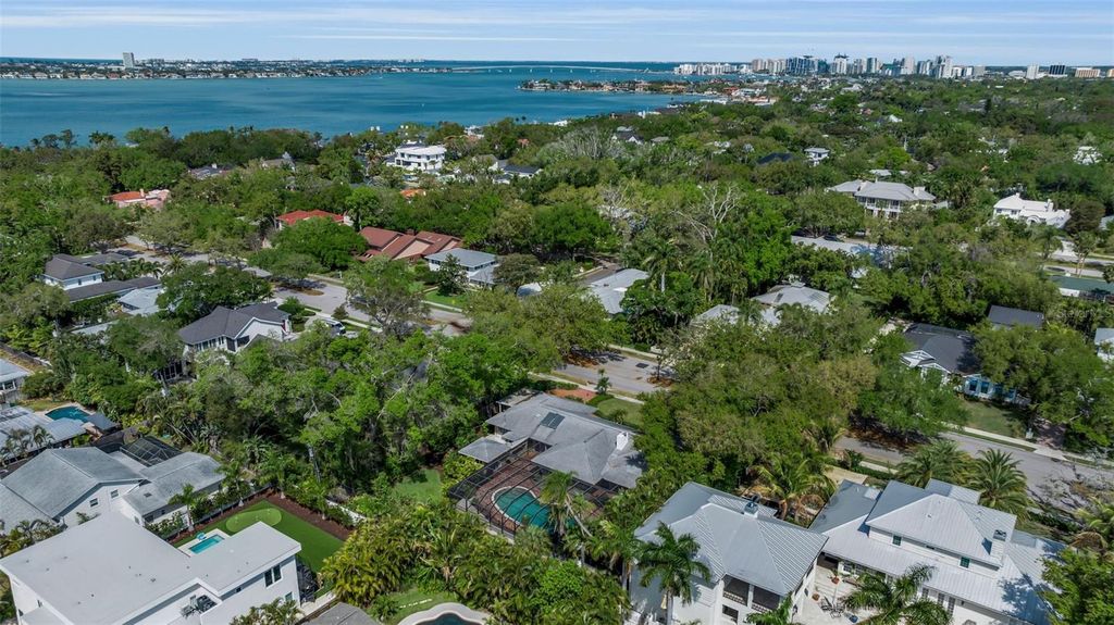 Image 62 of property listing at 1714 SOUTH DRIVE, Sarasota, FL 34239
