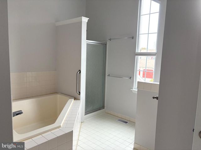 1505 POTTERS PLACE, Holland, PA 18966