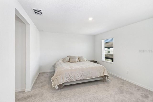 10263 TRUMPET HONETSUCKLE WAY, San Antonio, FL 33576