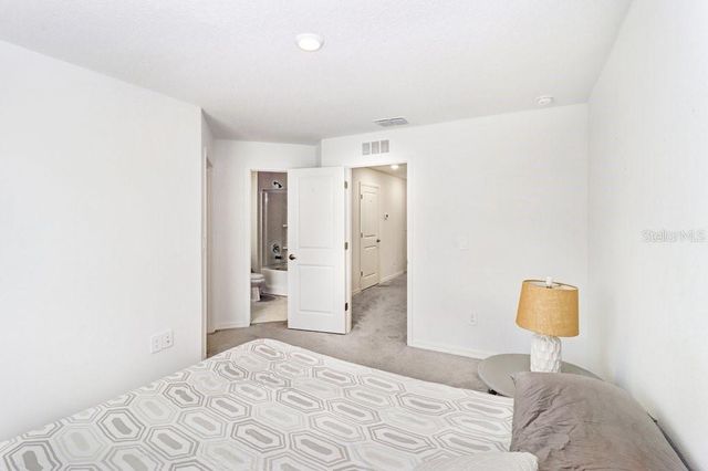 10263 TRUMPET HONETSUCKLE WAY, San Antonio, FL 33576