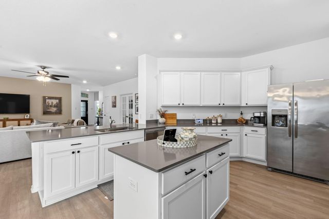 9907 Summer Peony Court, Baytown, TX 77521