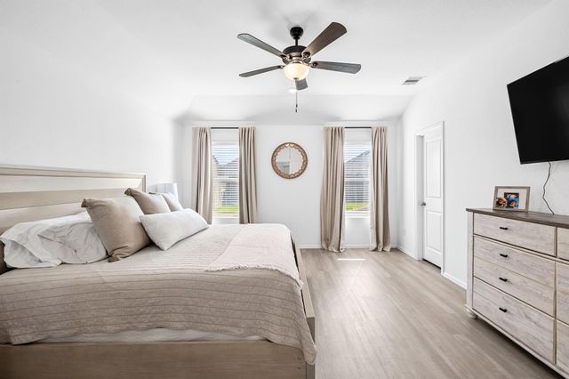 9907 Summer Peony Court, Baytown, TX 77521