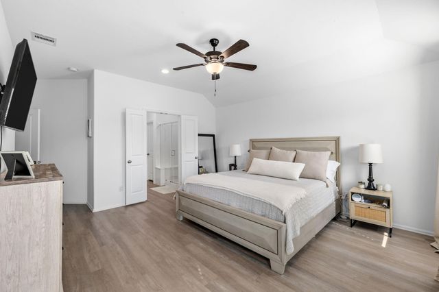 9907 Summer Peony Court, Baytown, TX 77521