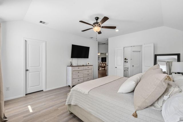 9907 Summer Peony Court, Baytown, TX 77521