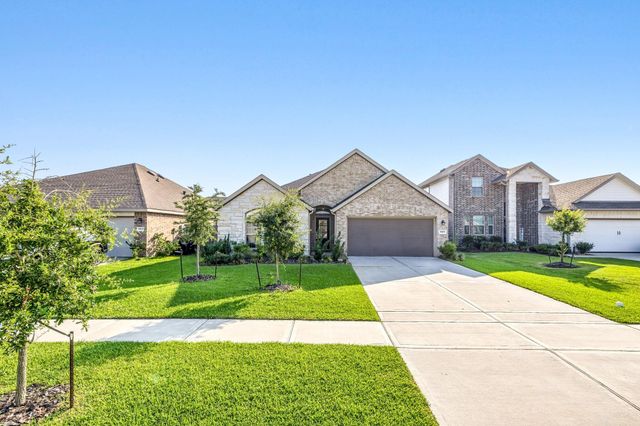 9907 Summer Peony Court, Baytown, TX 77521