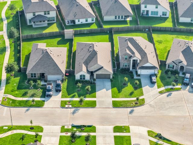 9907 Summer Peony Court, Baytown, TX 77521