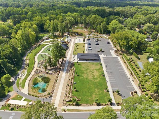 400 Olin Drive, Waxhaw, NC 28173