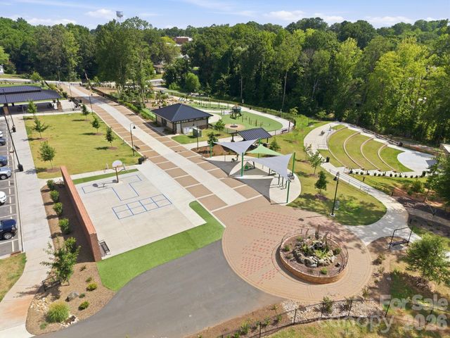 400 Olin Drive, Waxhaw, NC 28173