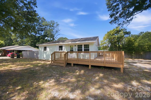 400 Olin Drive, Waxhaw, NC 28173
