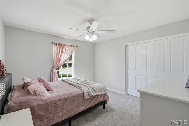 1098 Reddington Timbers Drive, St Charles, MO 63304