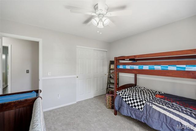 1098 Reddington Timbers Drive, St Charles, MO 63304