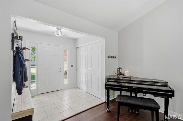 1098 Reddington Timbers Drive, St Charles, MO 63304