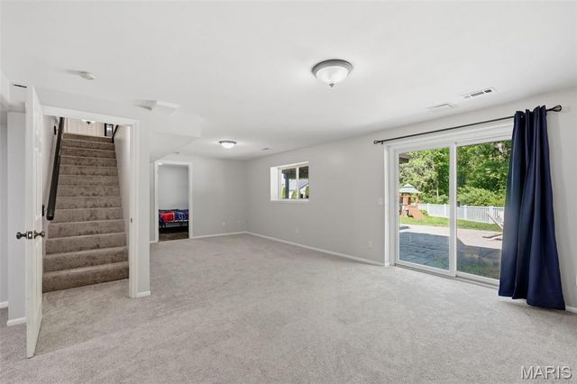 1098 Reddington Timbers Drive, St Charles, MO 63304