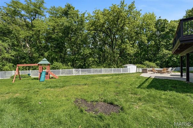 1098 Reddington Timbers Drive, St Charles, MO 63304